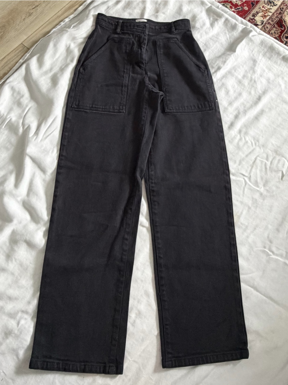 Wilfred Black High-Rise Jeans